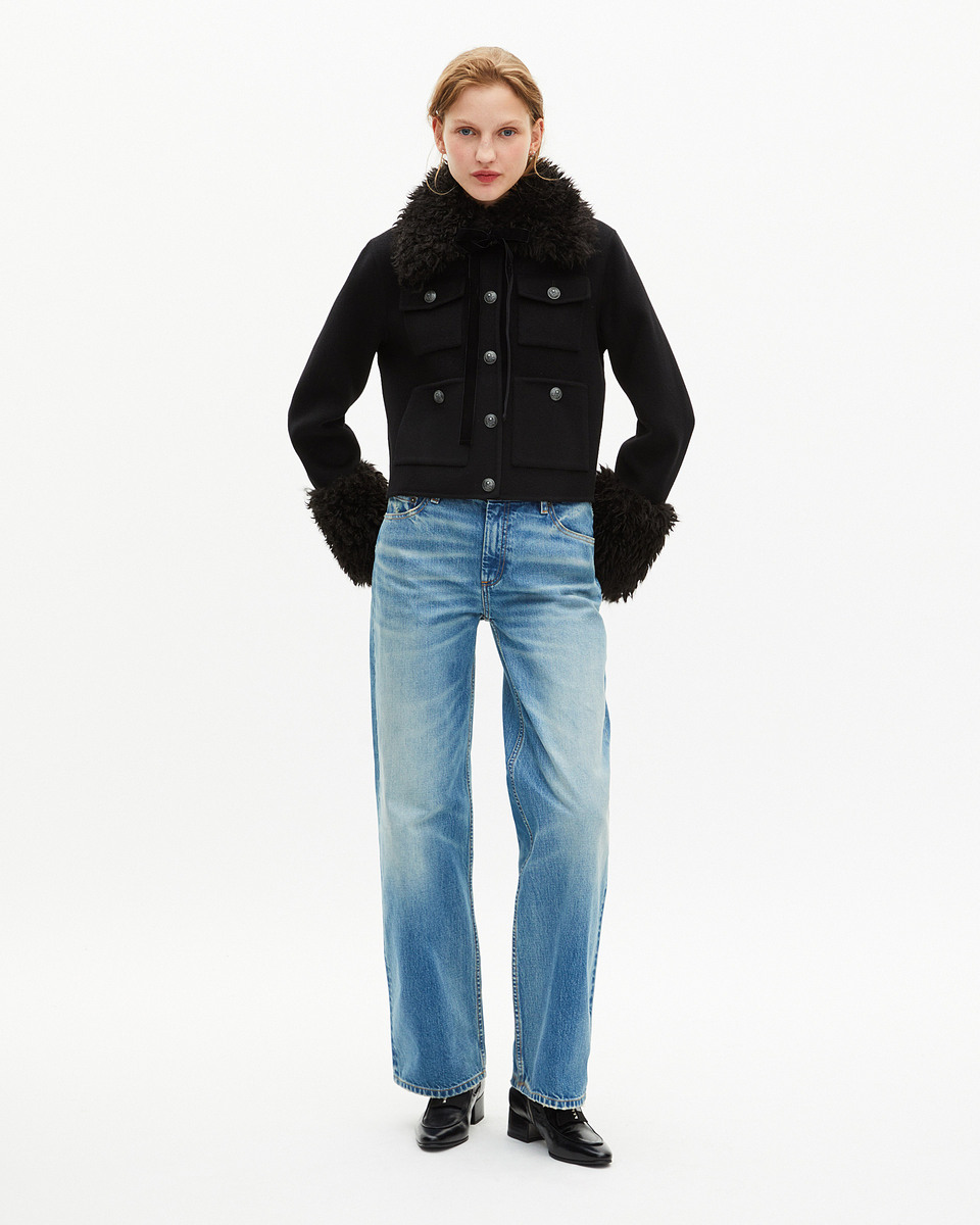 Short black wool jacket with sherpa collar