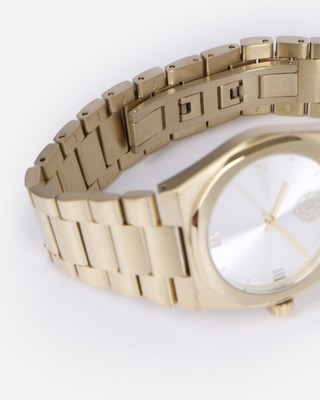 Watch with golden coat of arms
