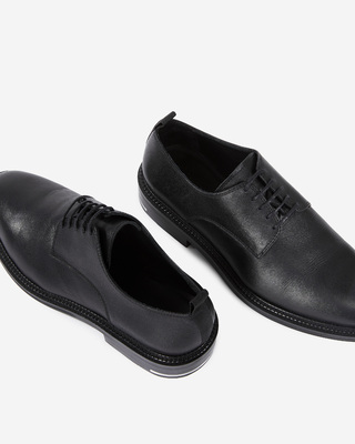 Black leather lace-up shoes