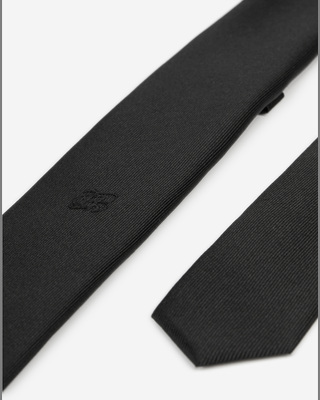 Black silk tie