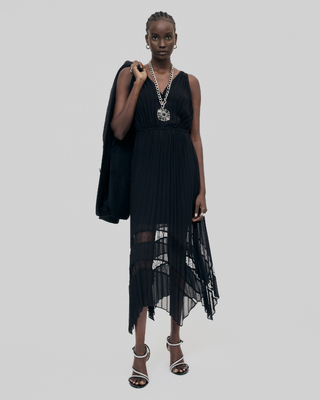 Black pleated long dress