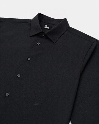 Black shirt