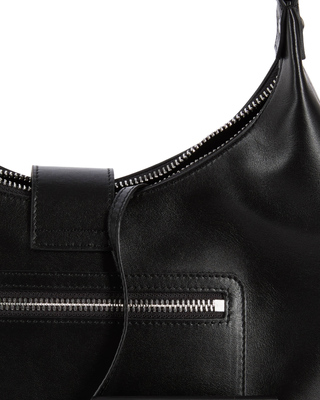 Amelia bag with smooth black leather chain