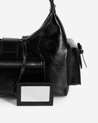 Amelia bag in black cracked leather