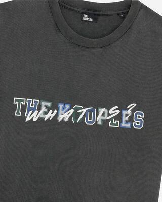 What is black T-shirt