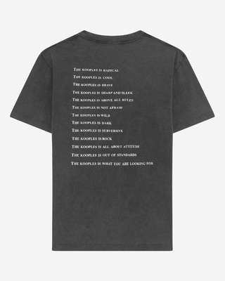 What is black T-shirt