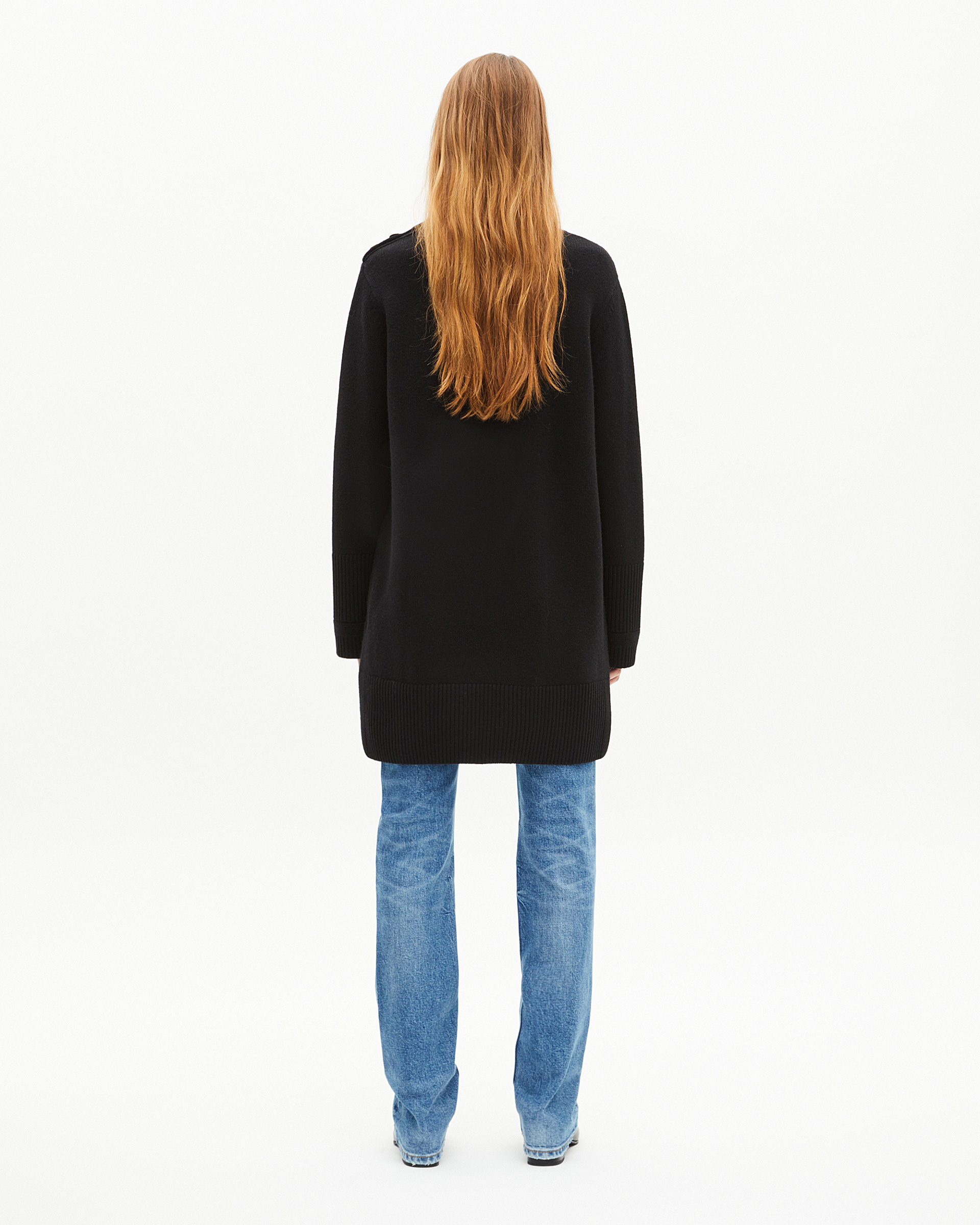Short dress in black wool