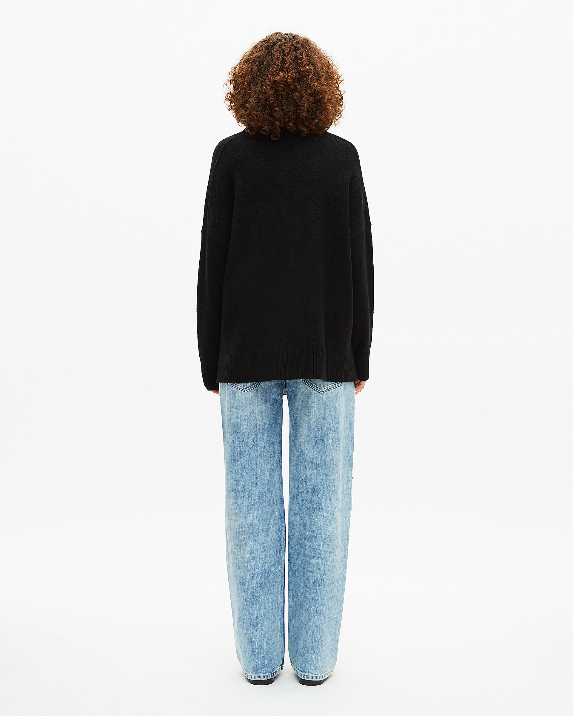 Black cashmere stand-up collar sweater