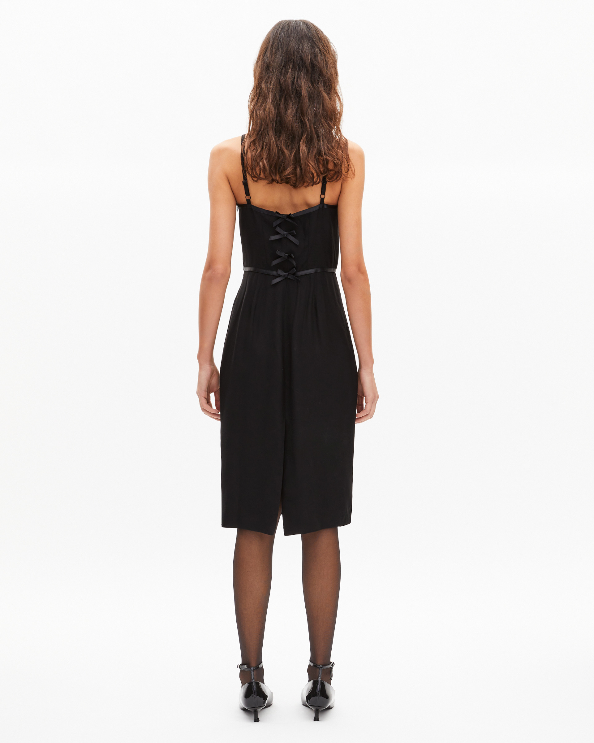 Short dress with black bow detail