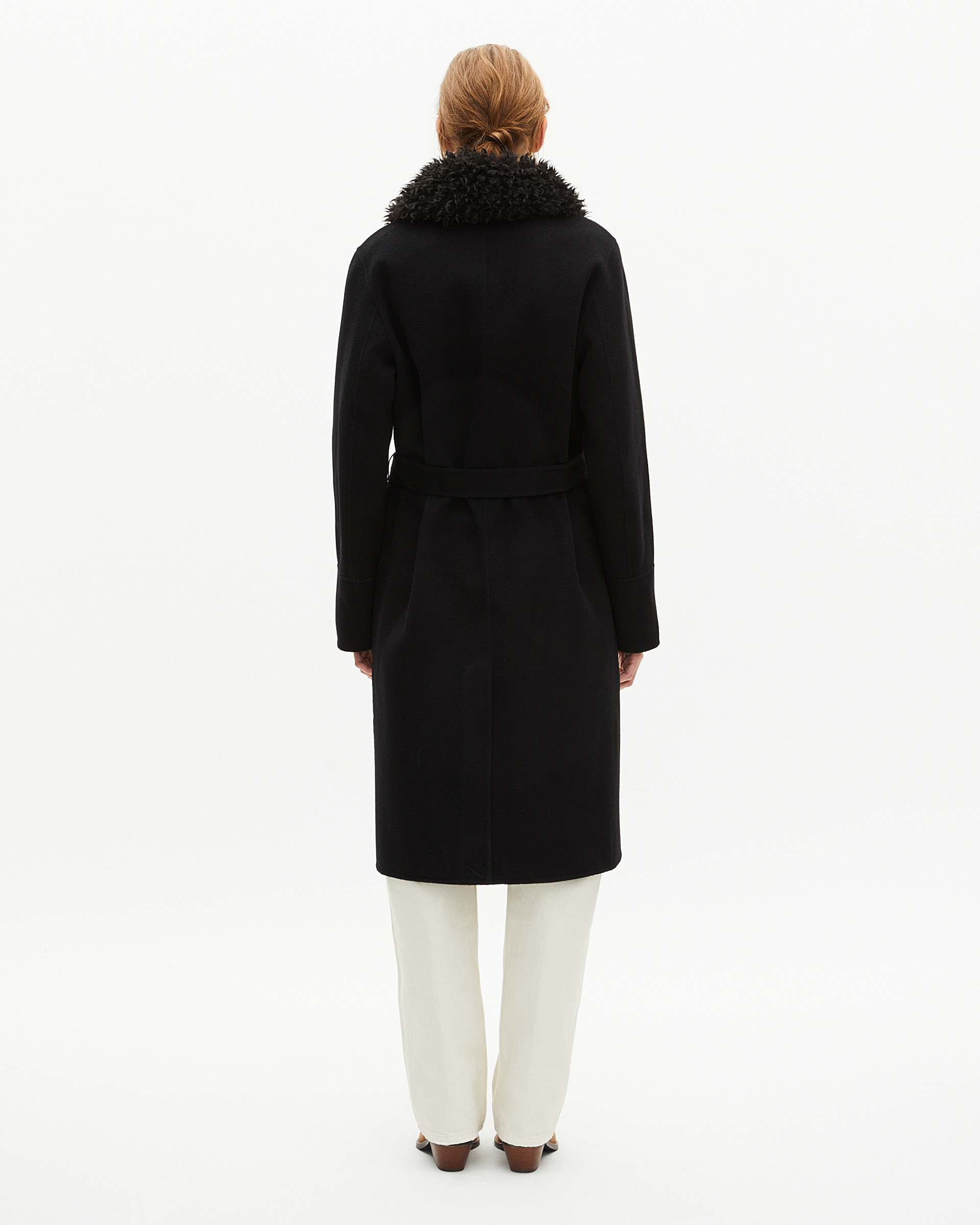 Long double-sided wool coat with black sherpa collar