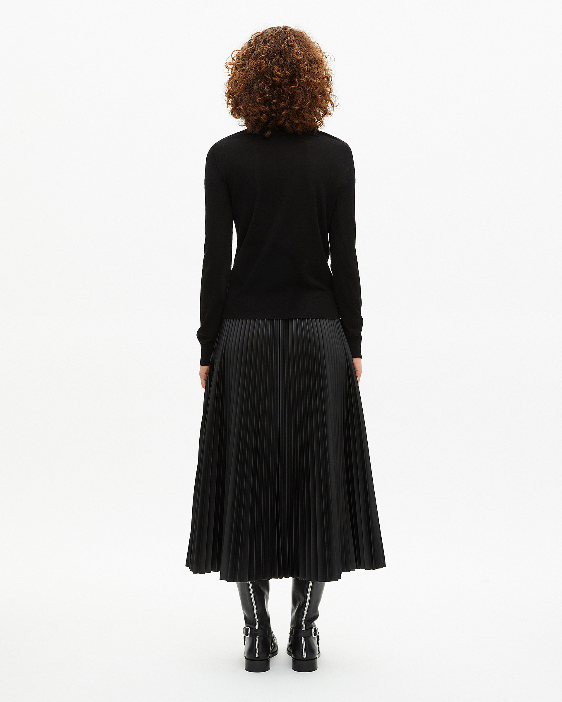 Black merino wool round-neck sweater