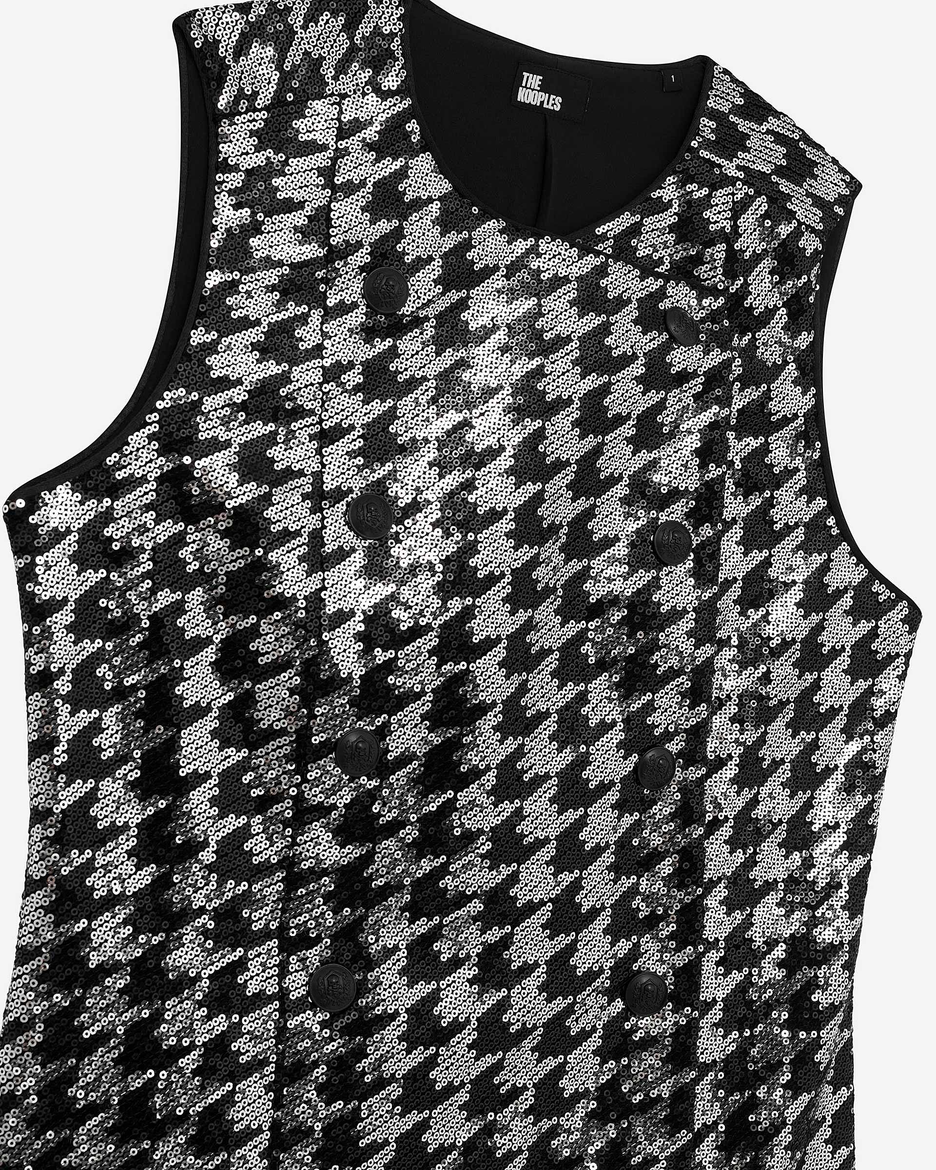Short houndstooth dress with black sequins