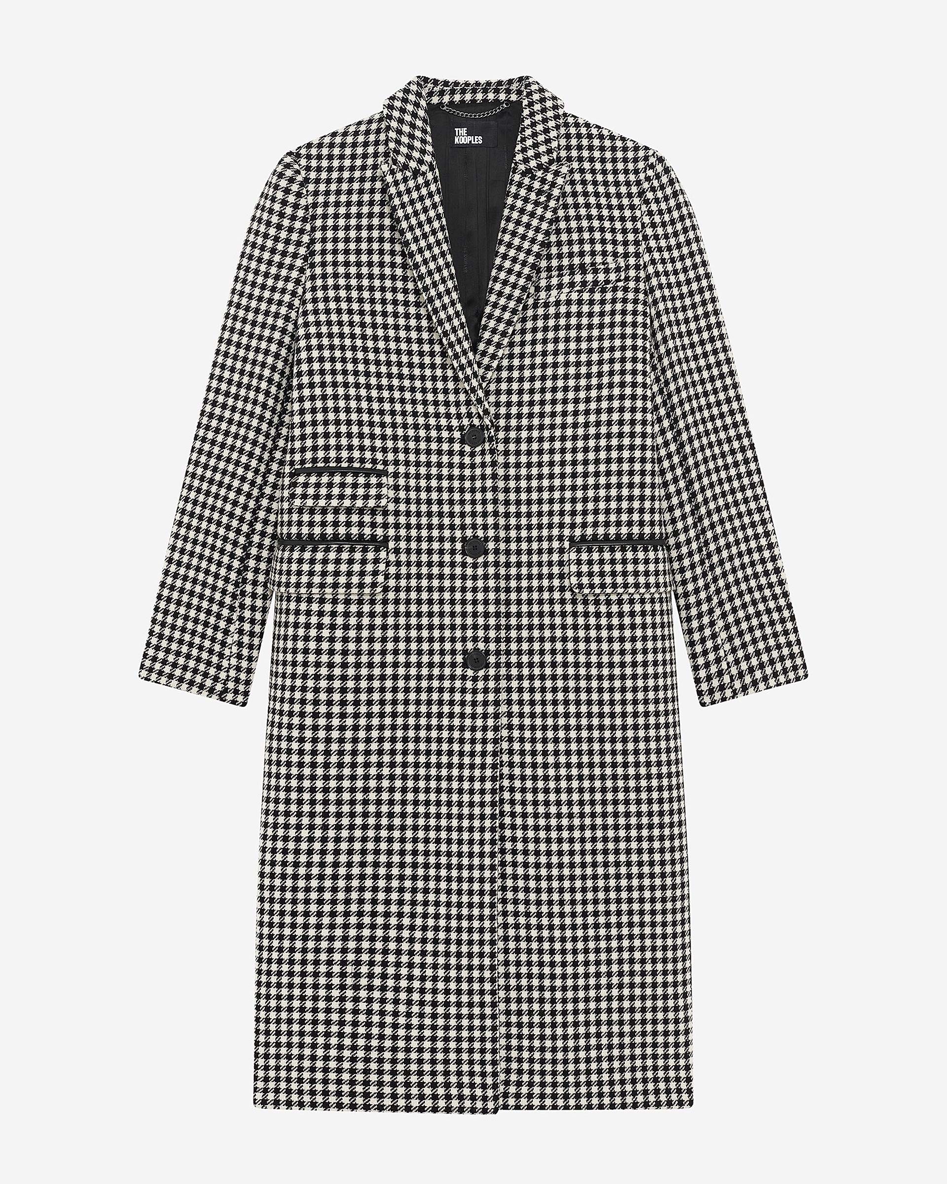 Long houndstooth coat in black and white wool
