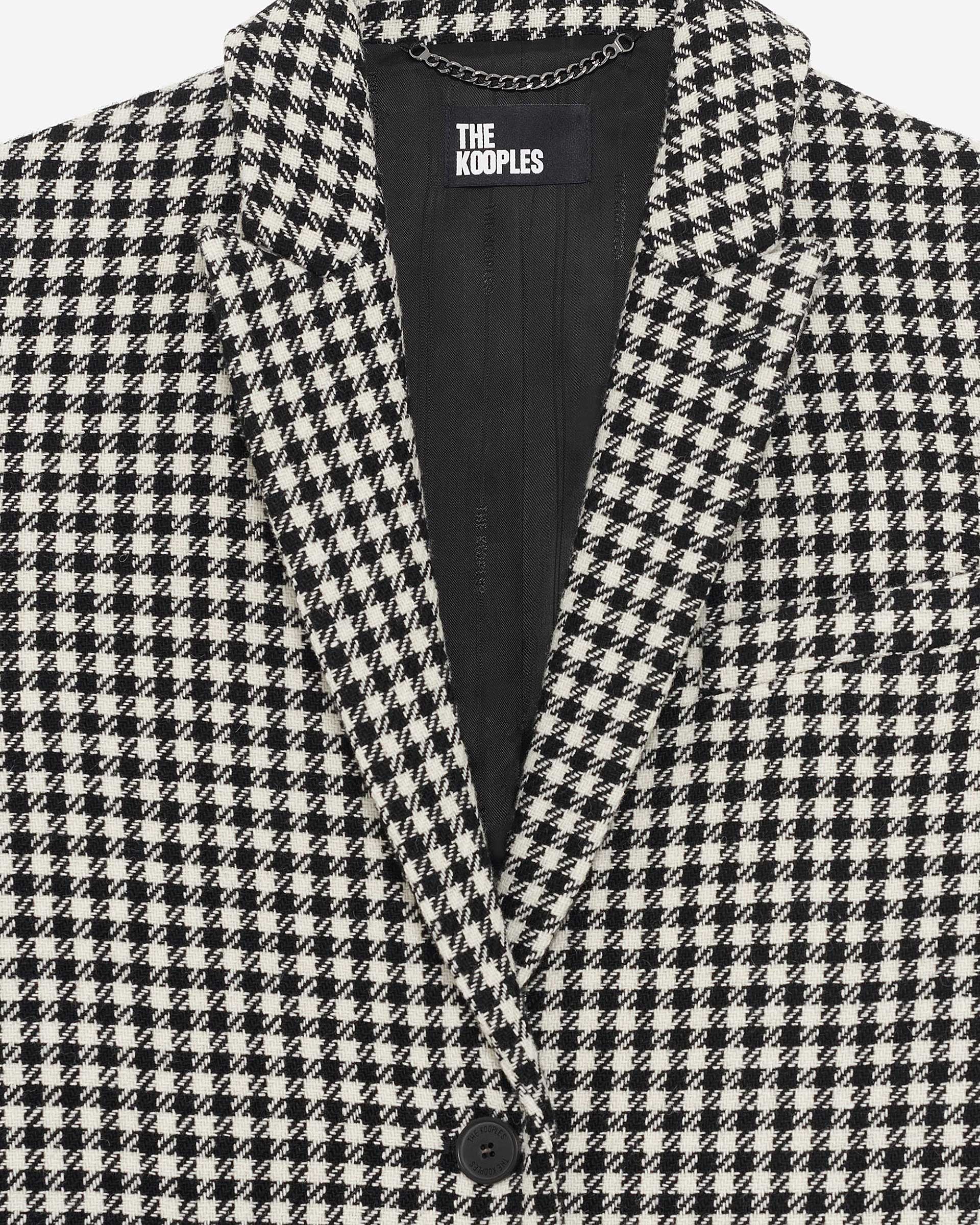 Long houndstooth coat in black and white wool
