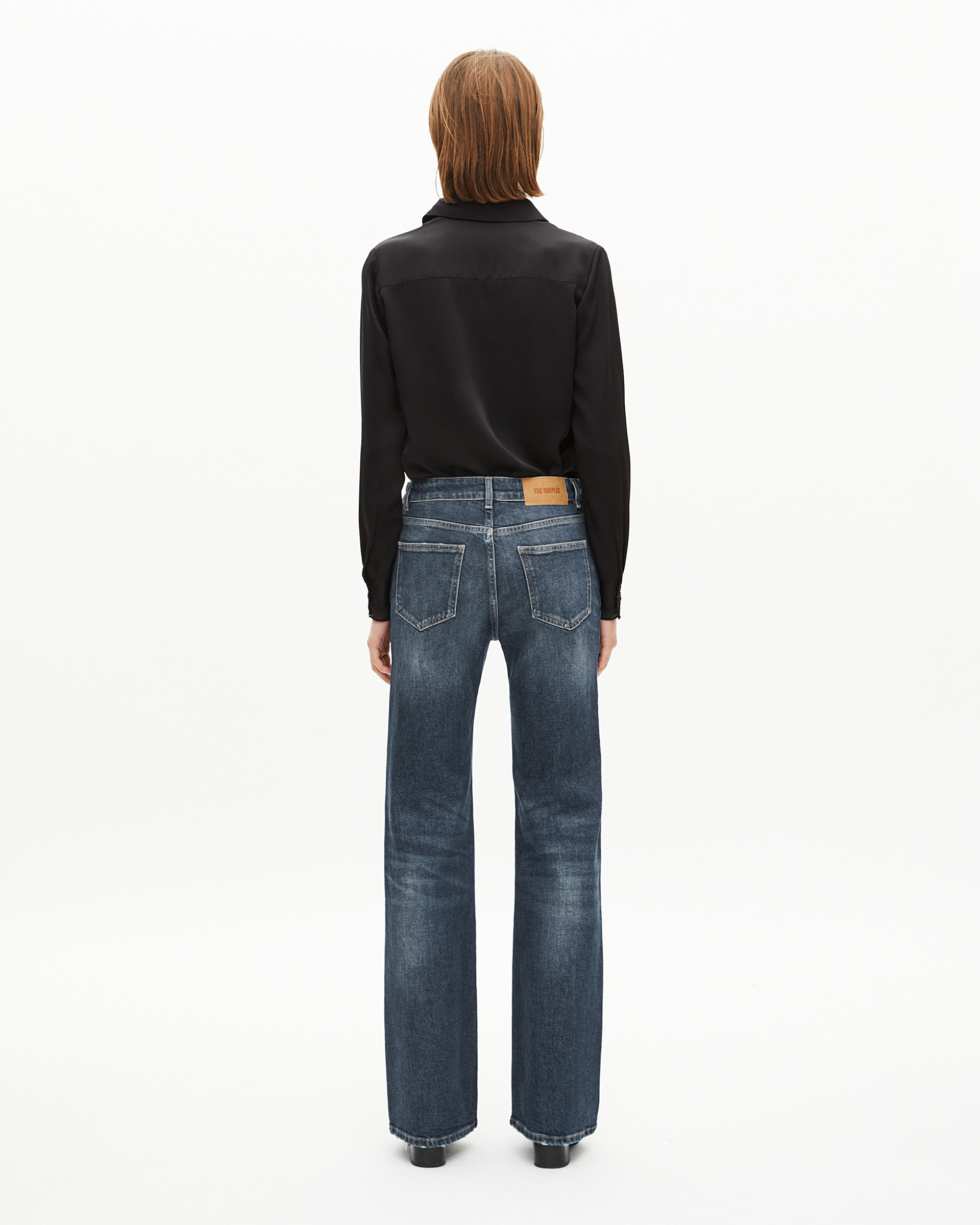 Blue wide-leg jeans