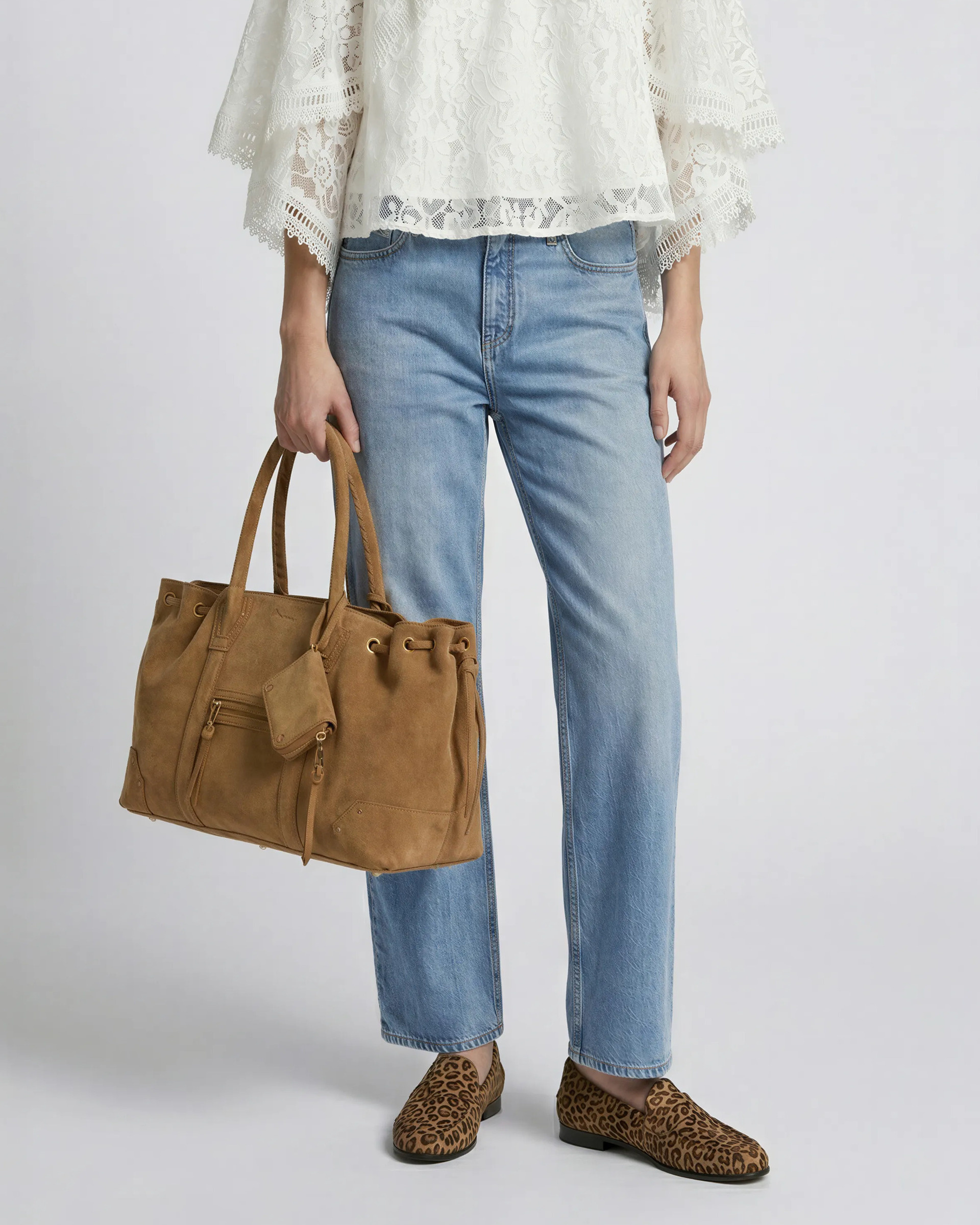 Blue wide-leg jeans