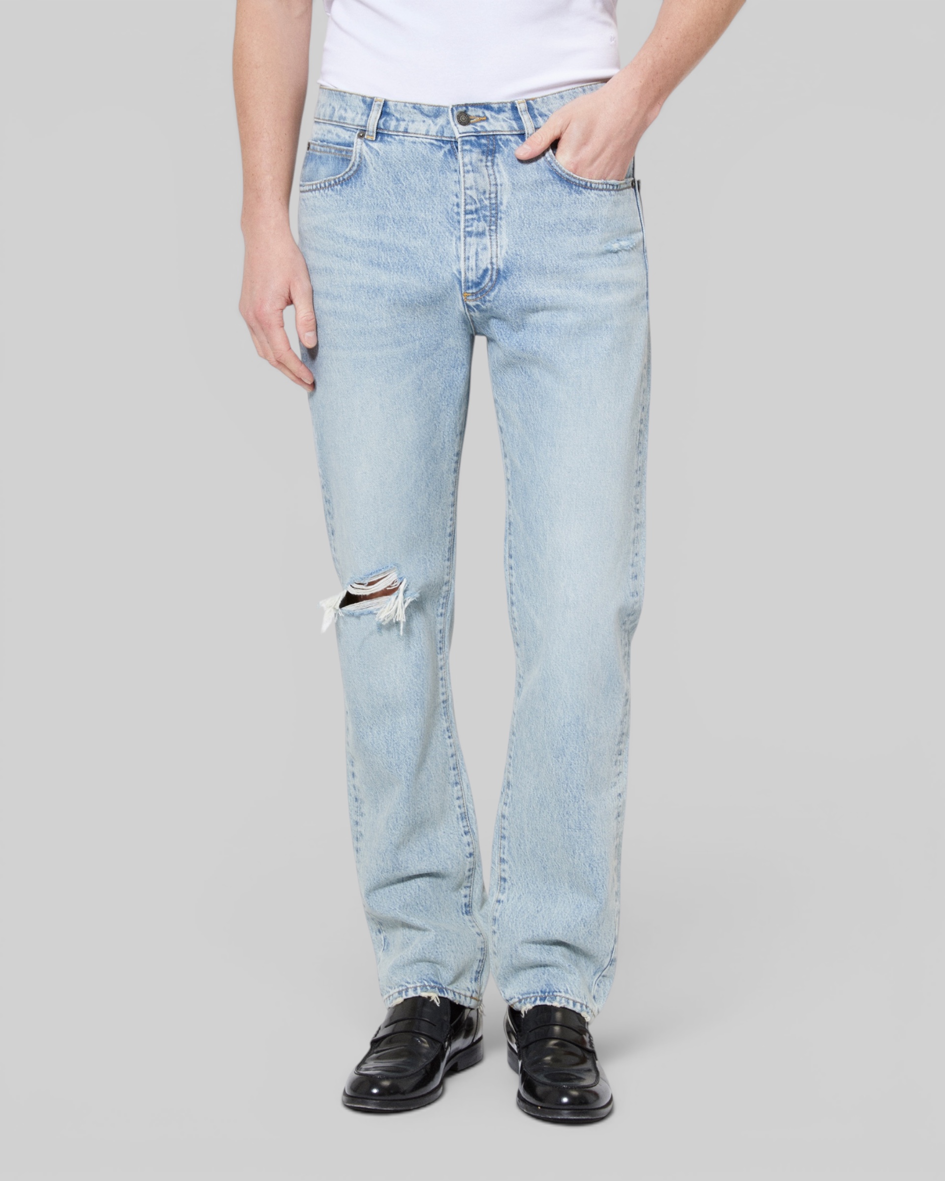 Light blue washed straight jeans