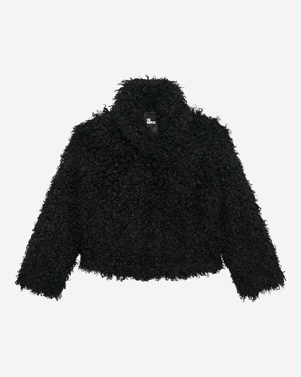 Short black fur-effect coat