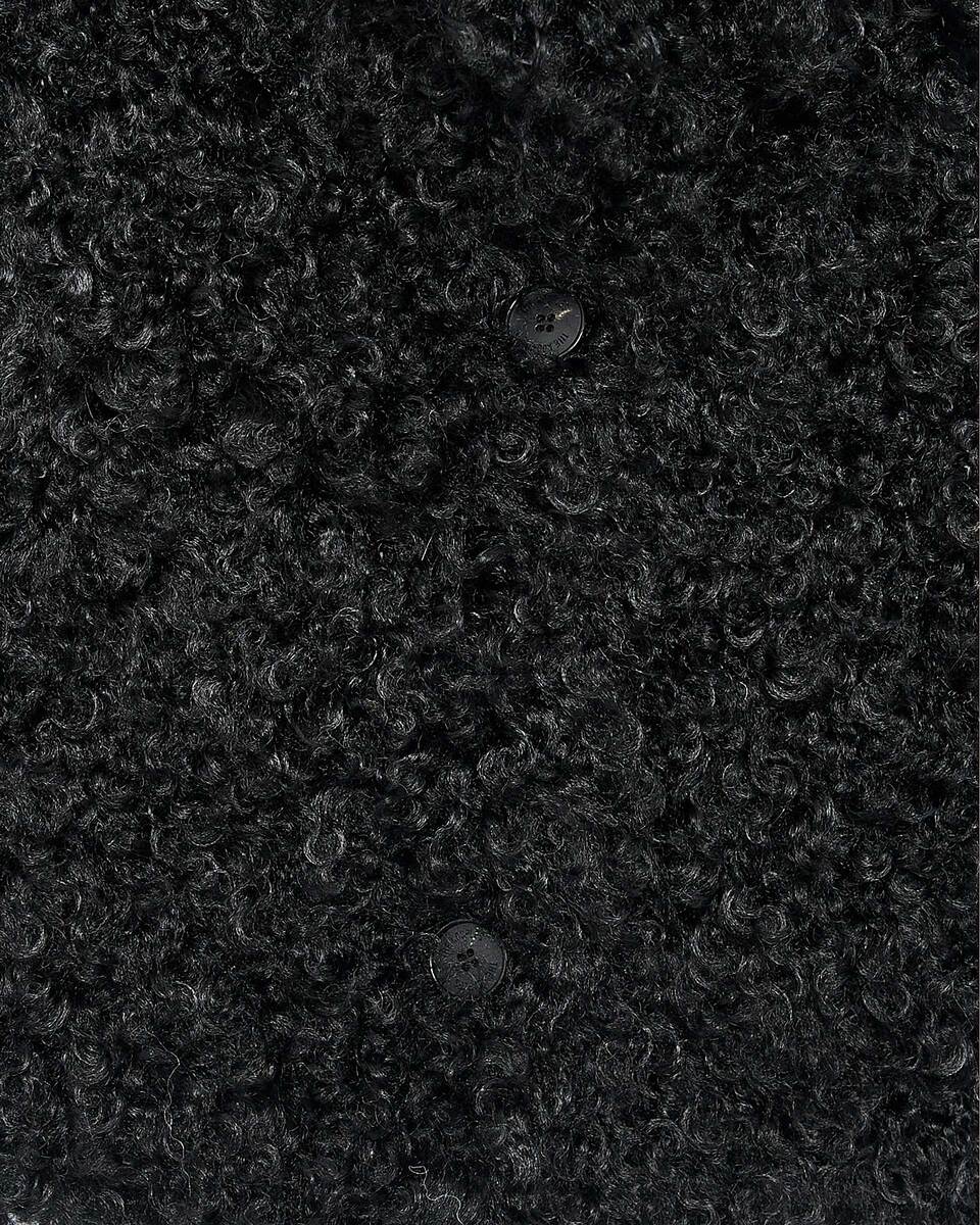 Short black fur-effect coat