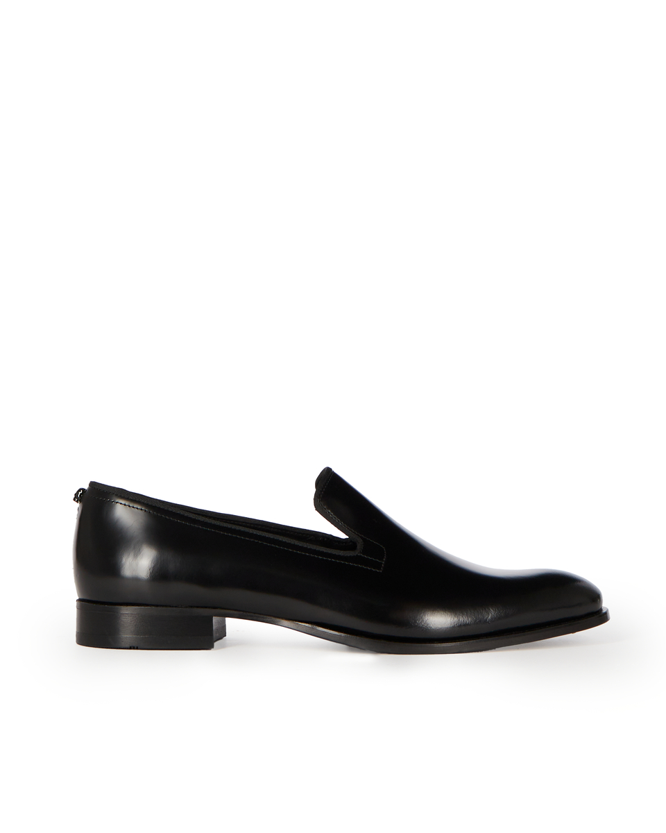 Black shiny leather loafers