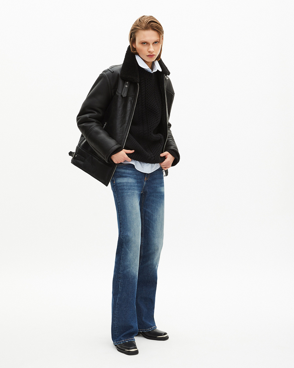 Short black sherpa fleece with sherpa collar