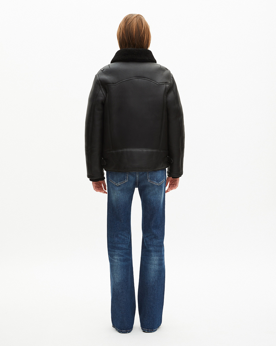 Short black sherpa fleece with sherpa collar