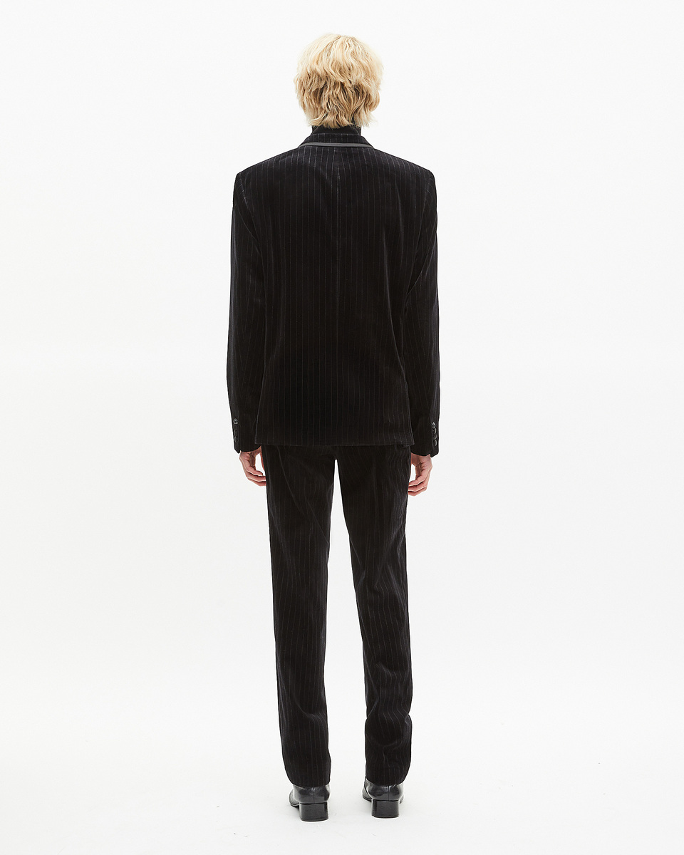 Double-breasted suit jacket in black velvet