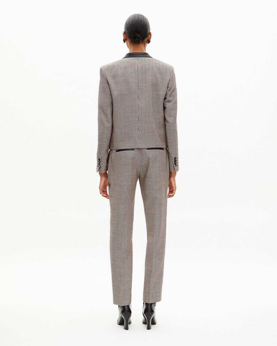 Short black and white houndstooth tailored jacket