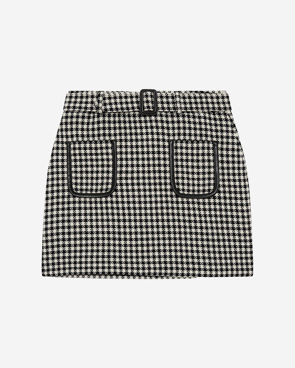 Short black and white houndstooth skirt