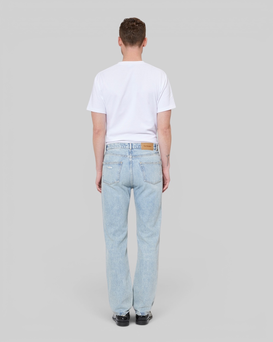 Light blue washed straight jeans