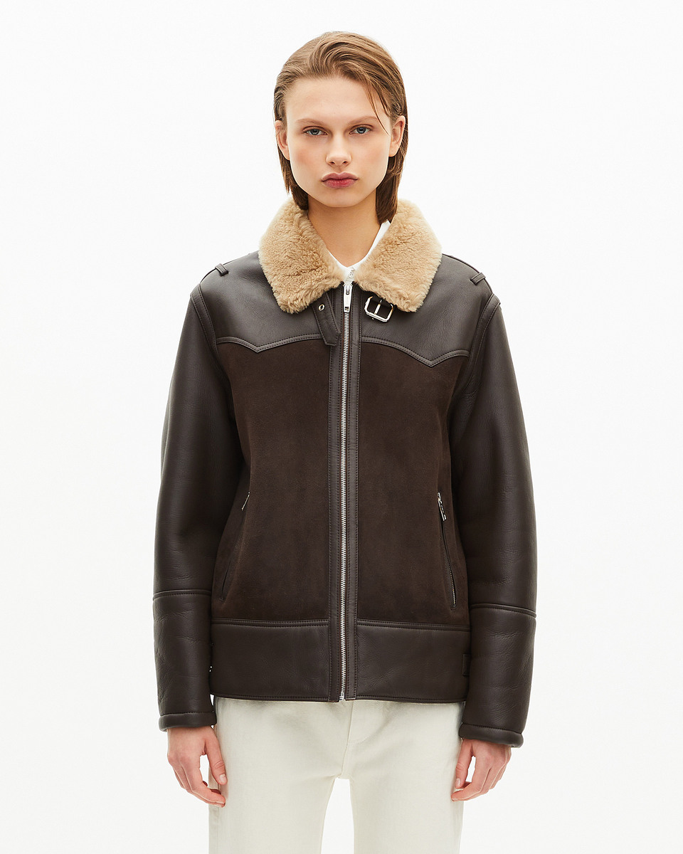Short sheepskin with brown sherpa collar