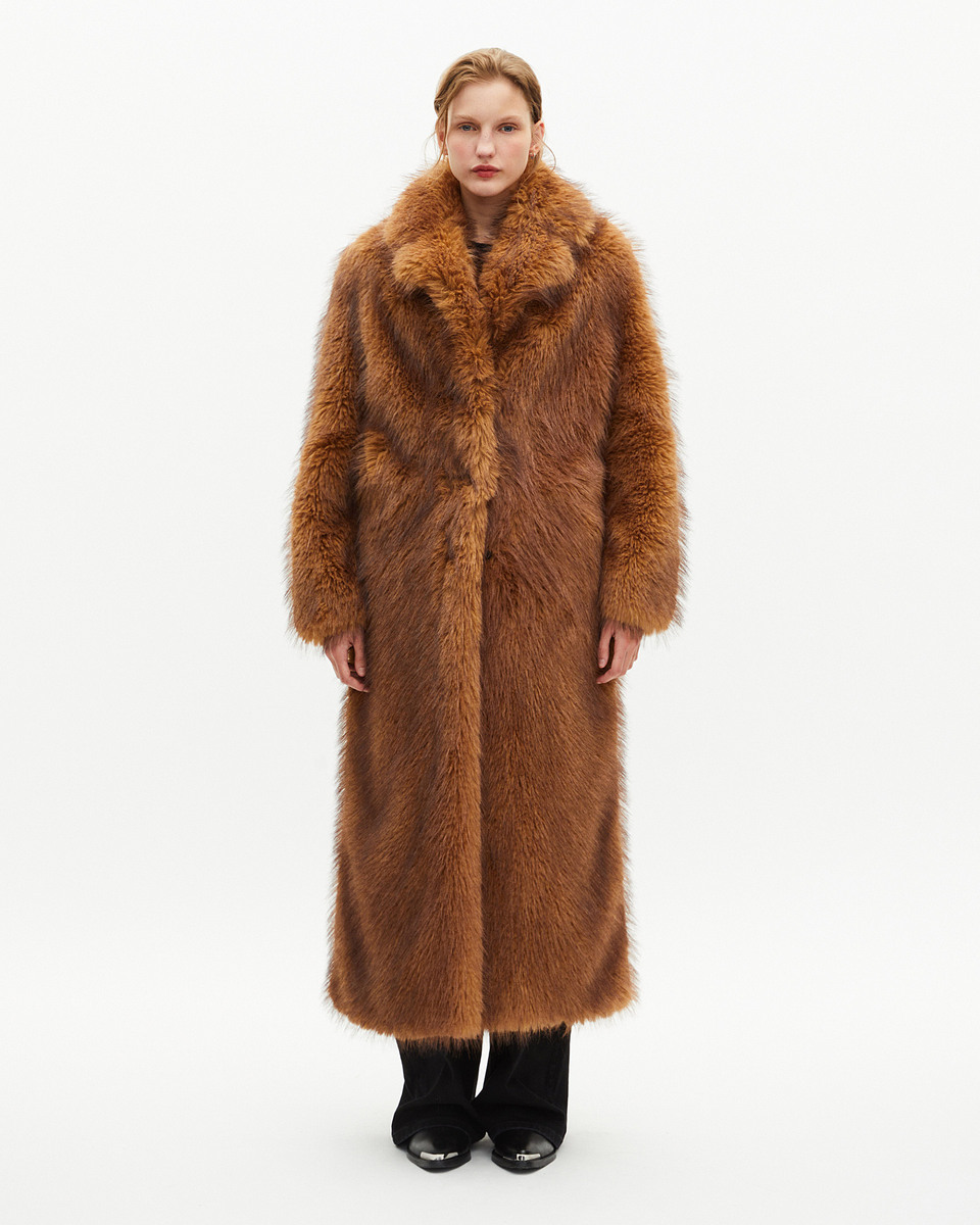 Long brown fur-effect coat