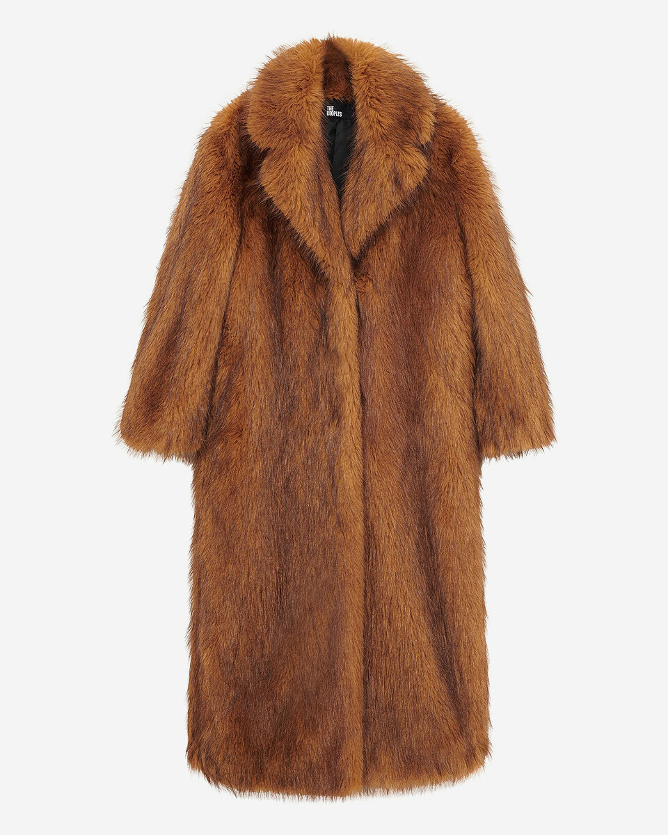 Long brown fur-effect coat