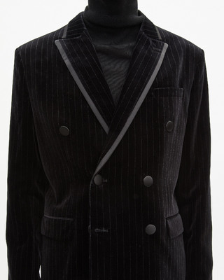 Double-breasted suit jacket in black velvet