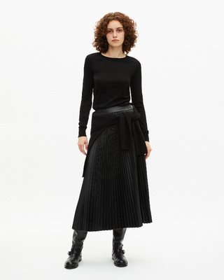 Black merino wool round-neck sweater