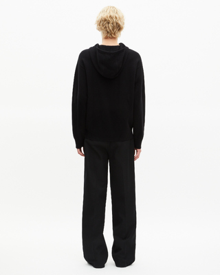 Pull &agrave; capuche noir