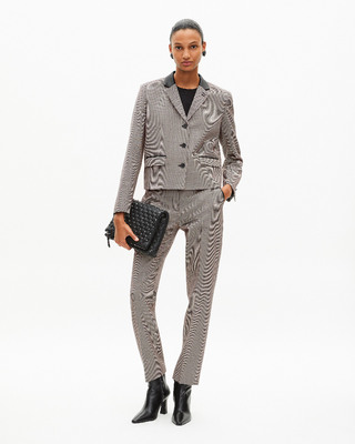 Short black and white houndstooth tailored jacket