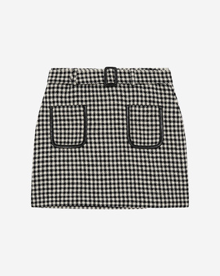 Short black and white houndstooth skirt