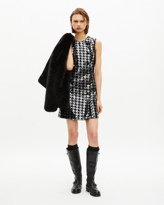 Short houndstooth dress with black sequins