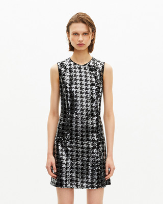 Short houndstooth dress with black sequins
