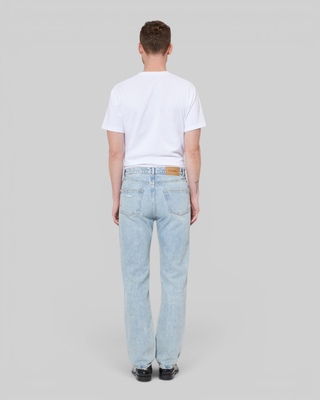 Light blue washed straight jeans