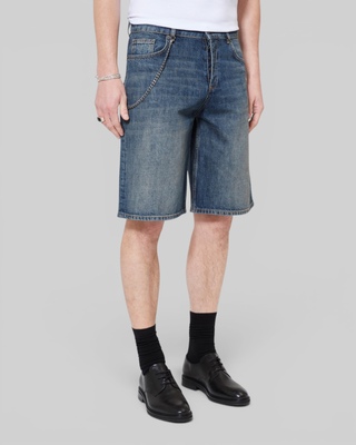 Denim shorts with blue chain