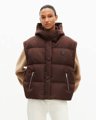 Brown down jacket with removable sleeves
