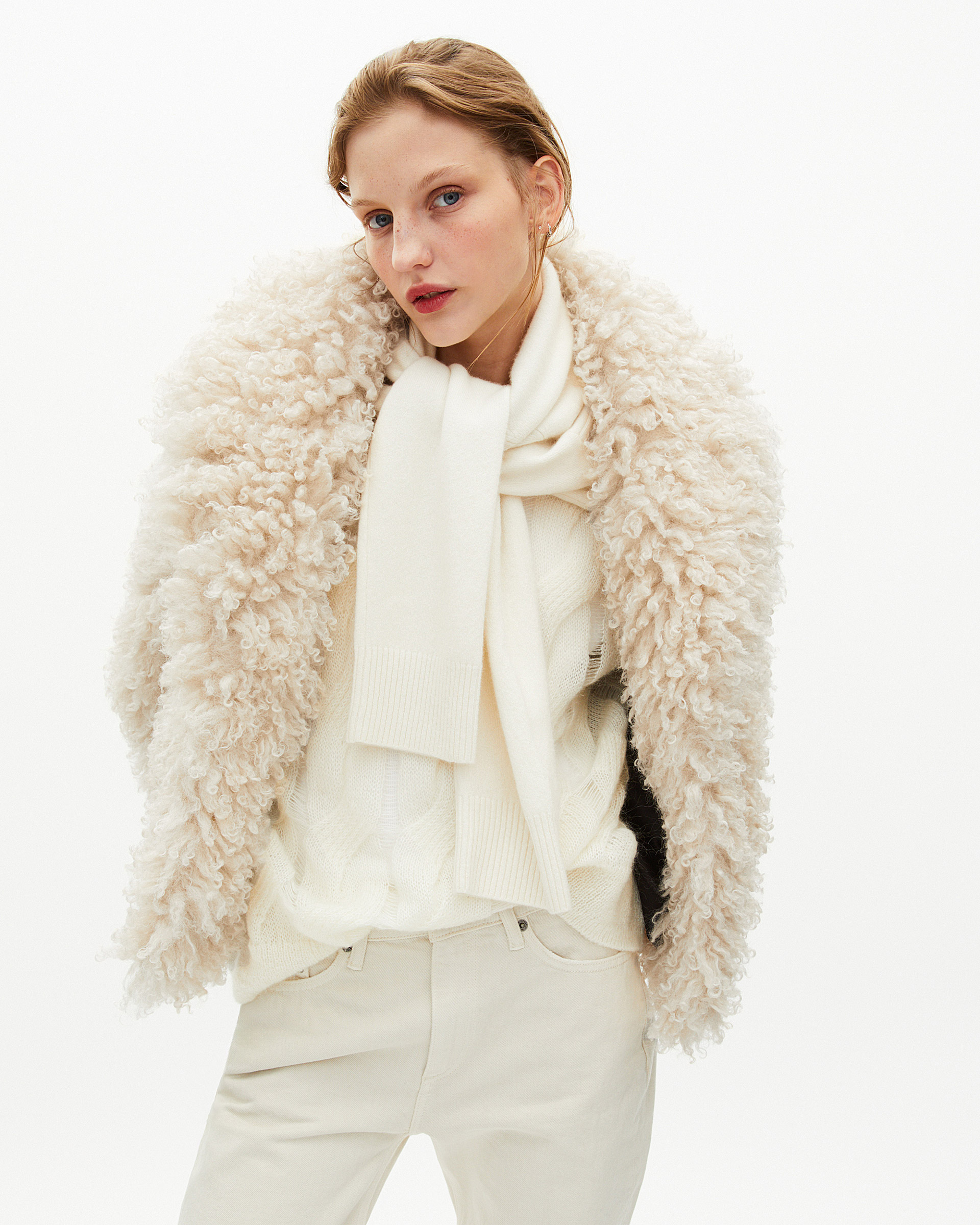 Short ecru fur-effect coat