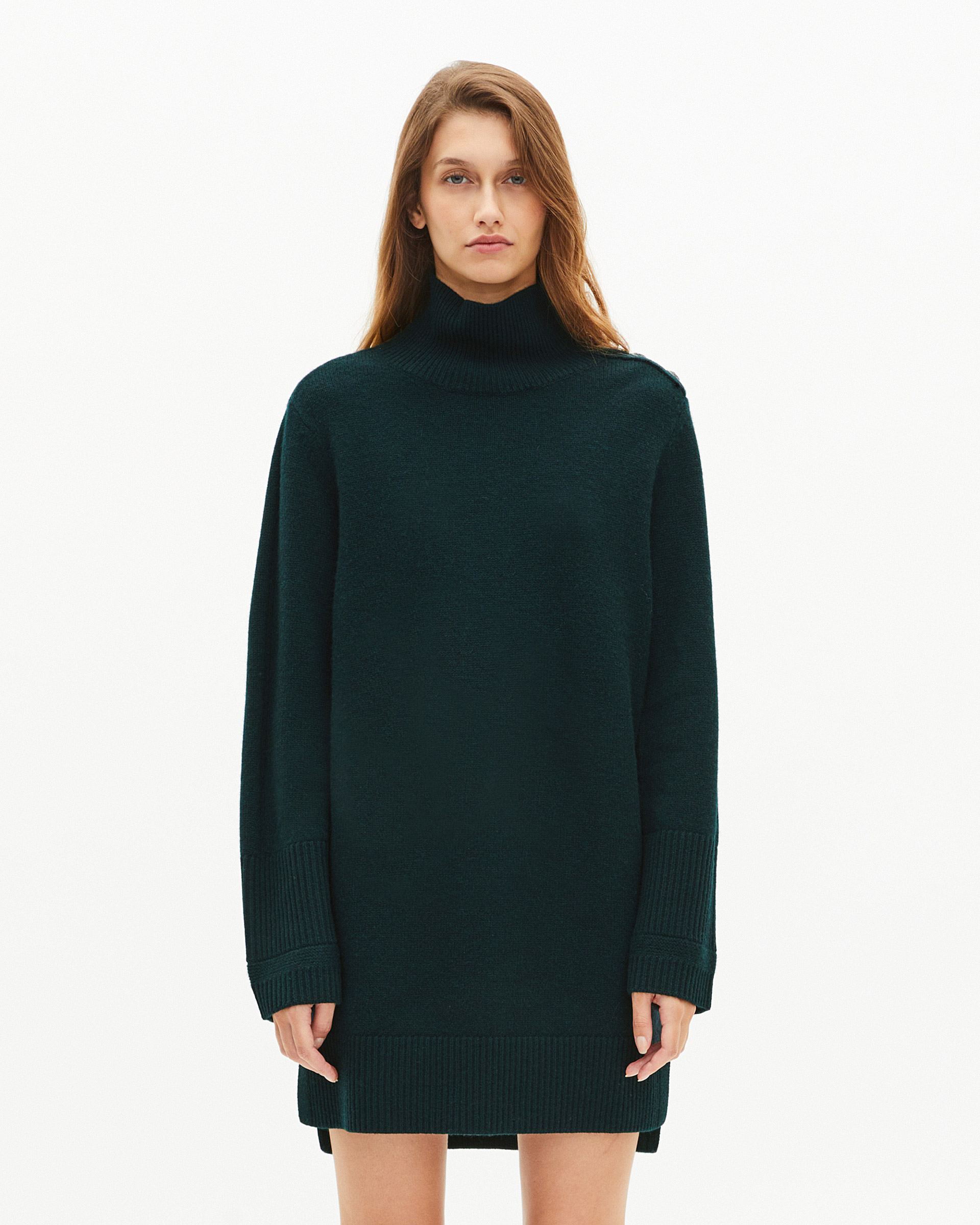Short dress in green wool