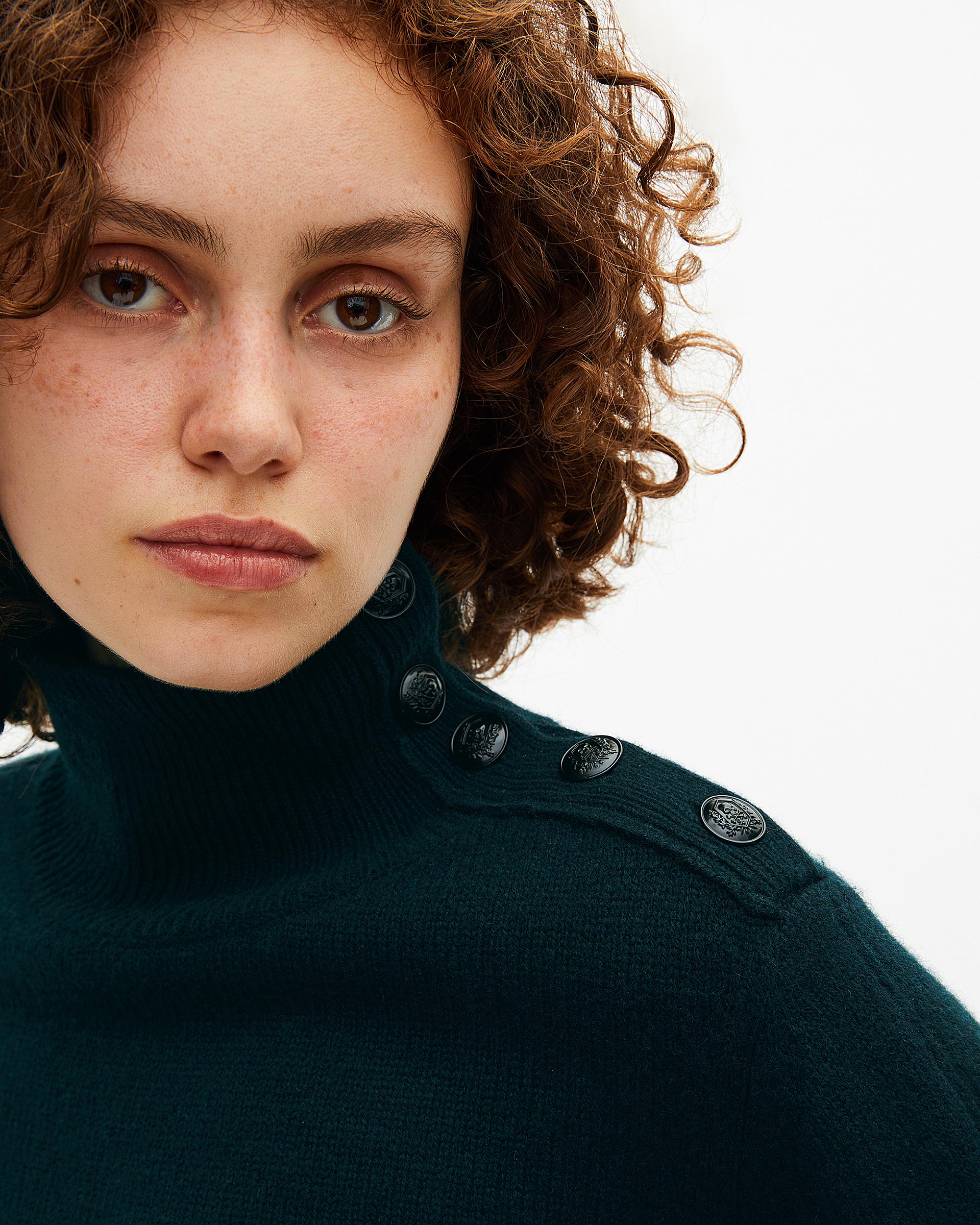 Dark green wool stand-up collar sweater