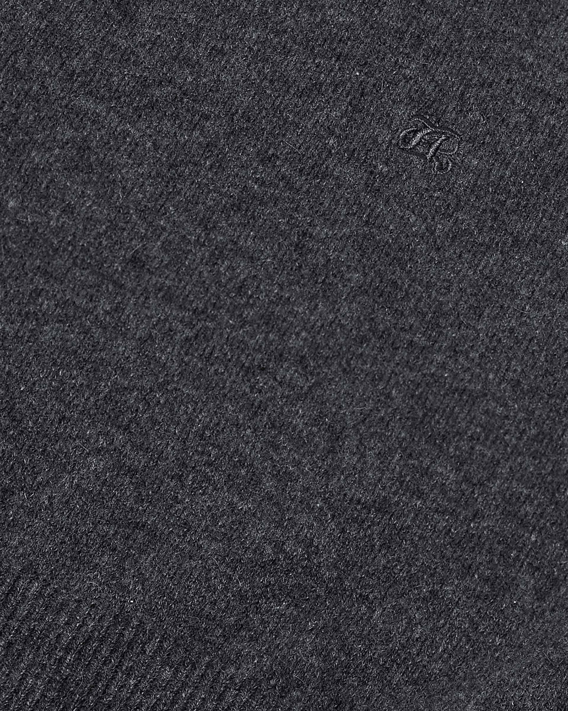 Grey cashmere round-neck sweater