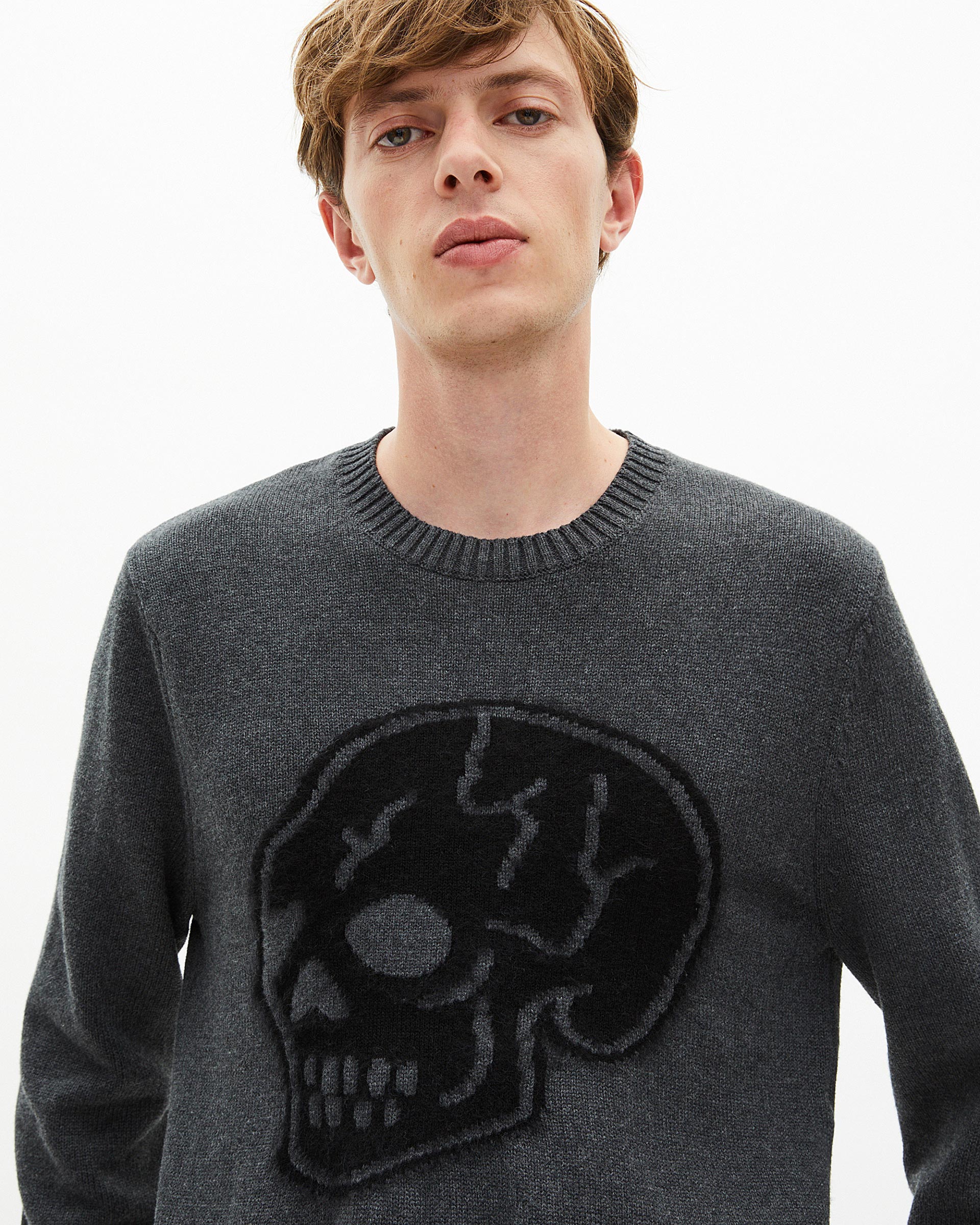 Light grey skull sweater