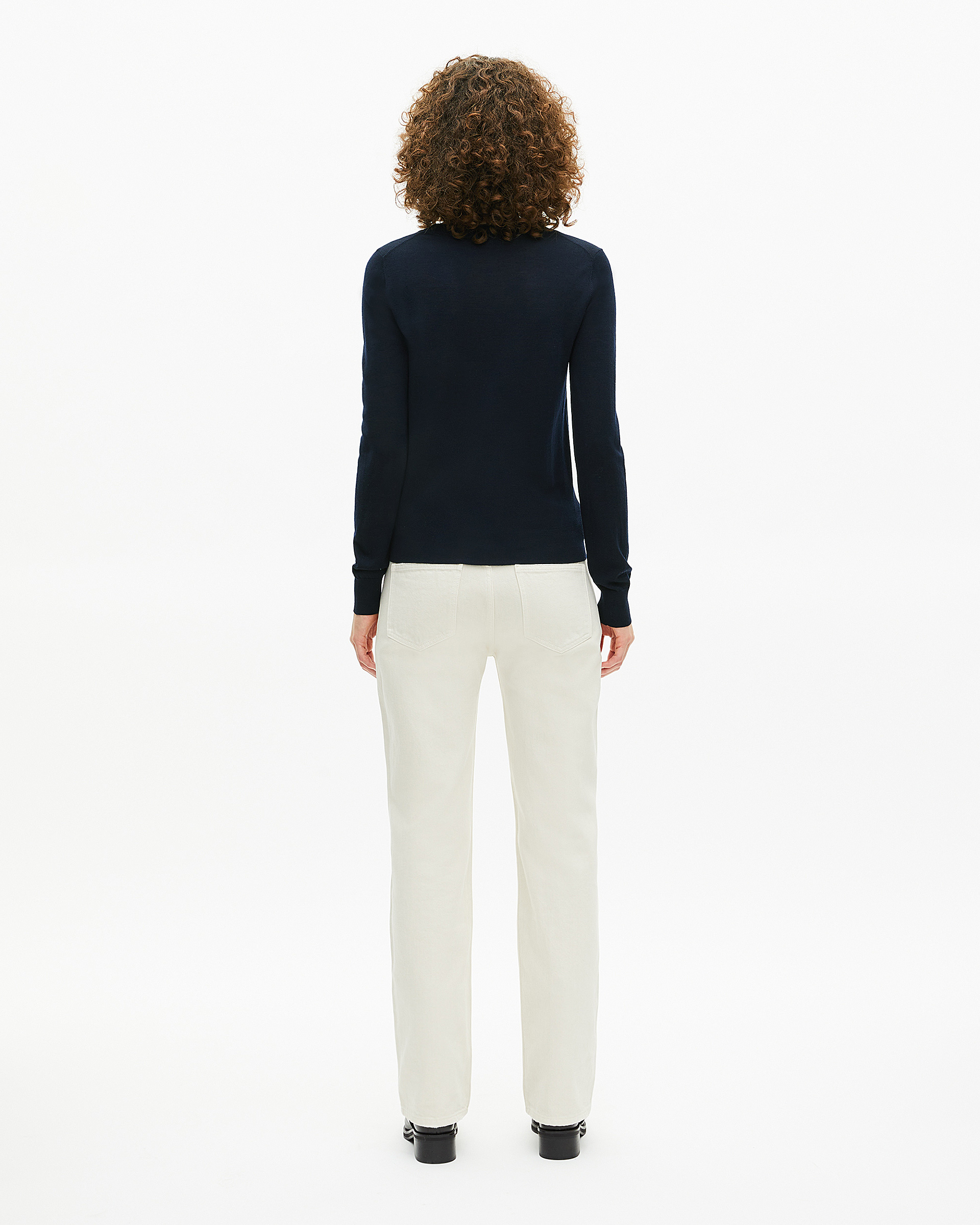 Round-neck sweater in navy merino wool