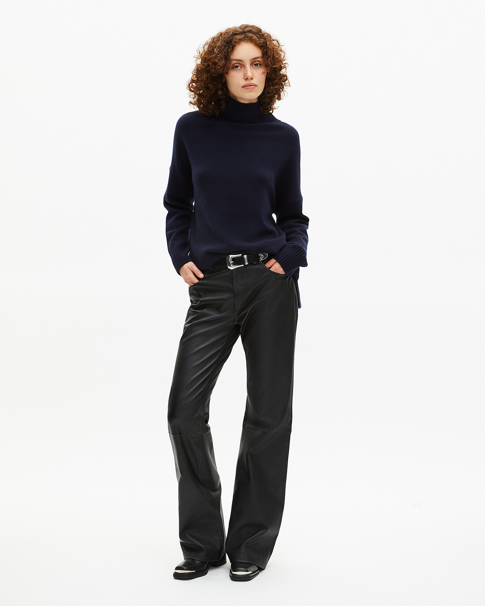 Navy cashmere stand-up collar sweater